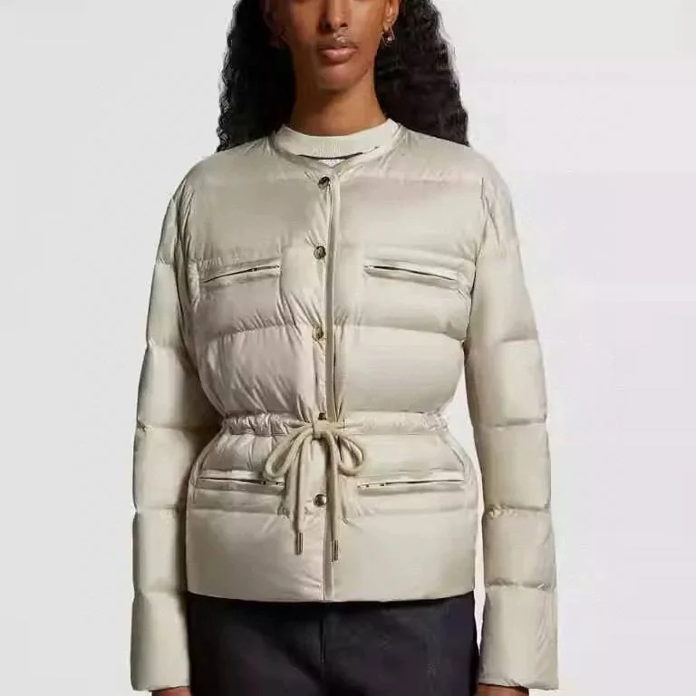 Жіночий пуховик - Moncler