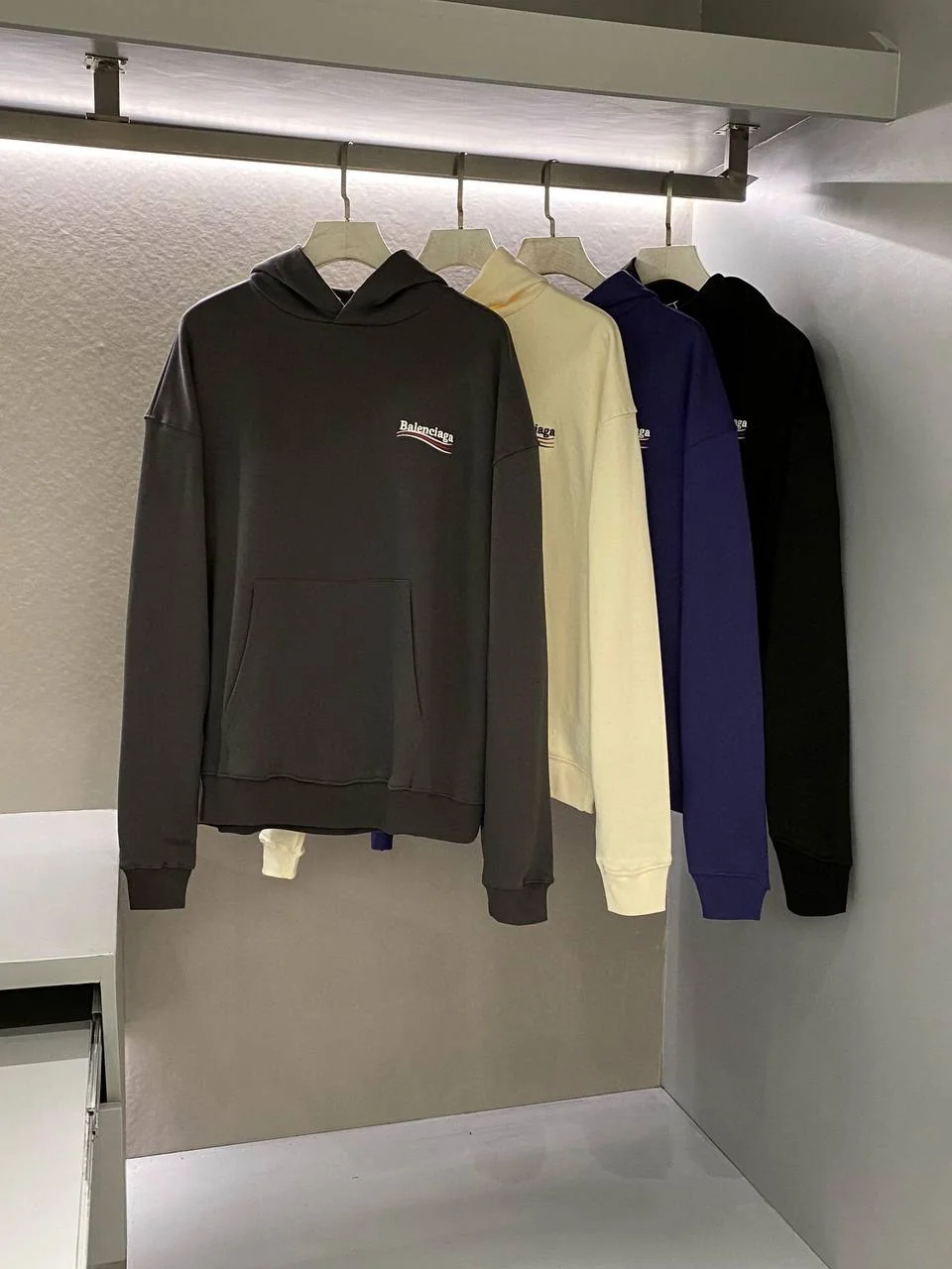 Чоловіча кофта - Balenciaga